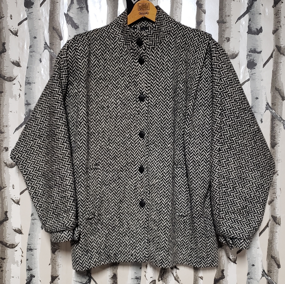 Vintage wool jacket in a black and white stripes